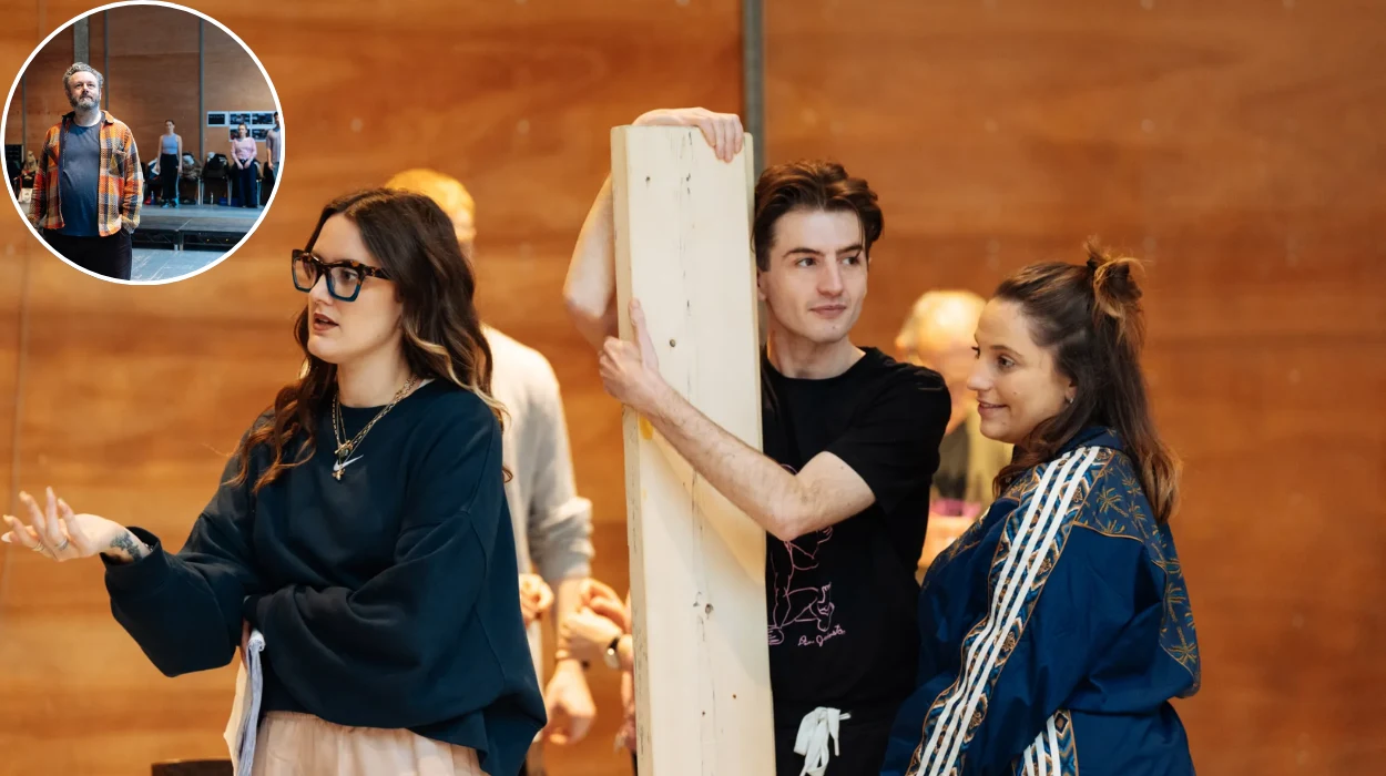 NEWS Rehearsal Images Released for Rose Theatre & Welsh National Theatre Co-Production of ‘Our Town’