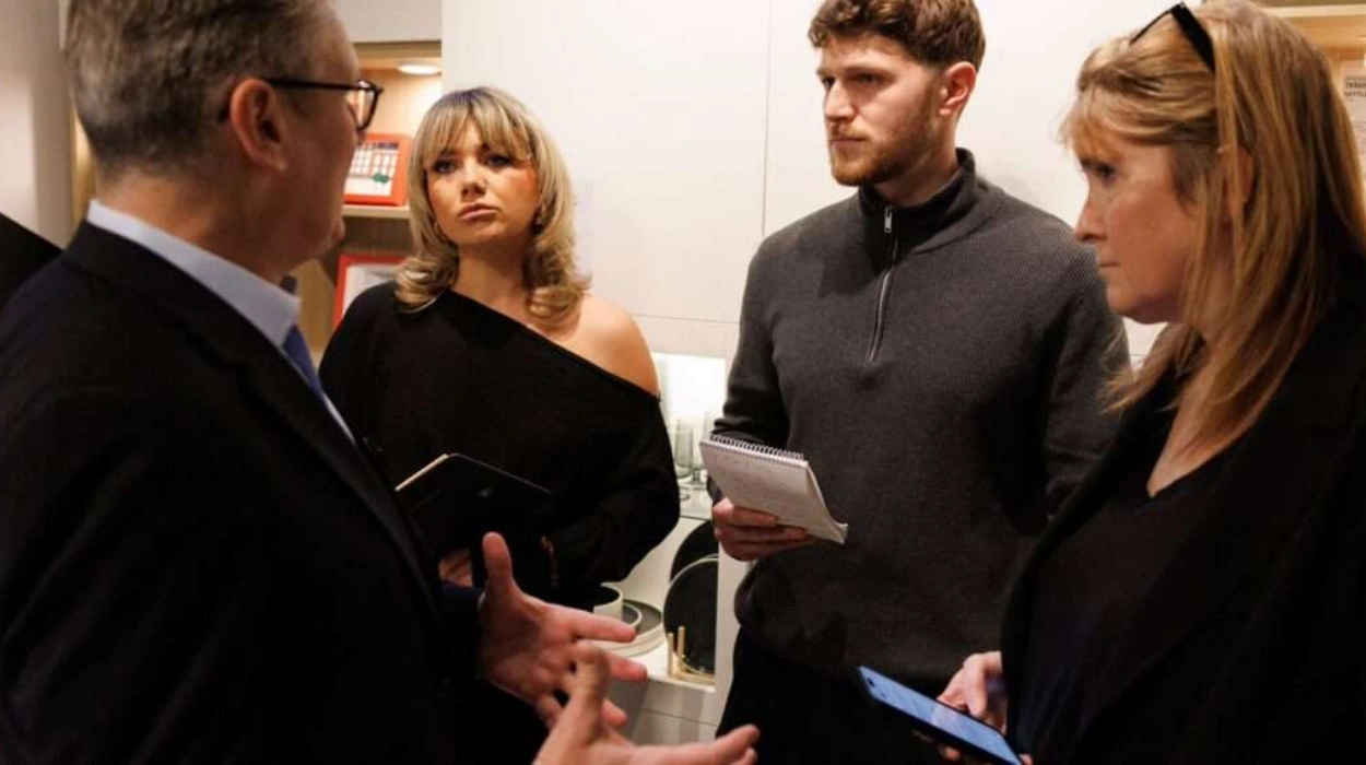 Keir Starmer visits Croydon IKEA to announce new rights