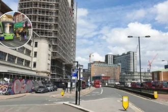 Croydon Trams Delayed by Shoppers' Cars 2026