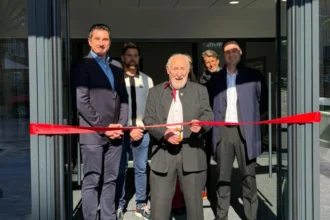 NEW SPORTS HALL FOR BATTERSEA SCHOOL OFFICIALLY OPENED