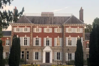 Richmond Council teen rent arrears eviction row | South London 2026