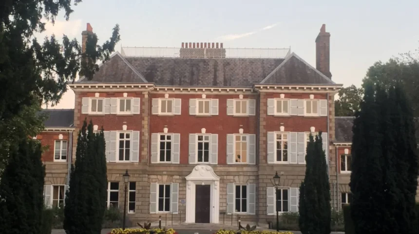 Richmond Council teen rent arrears eviction row | South London 2026