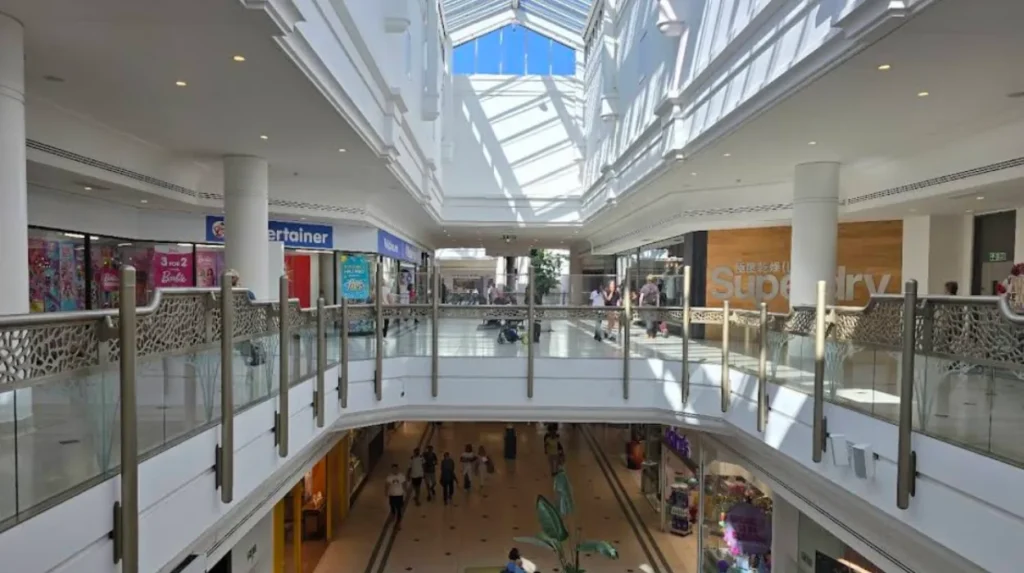 What Dining and Shopping Options Exist for Visitors?
