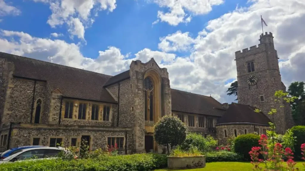 What Local Events and Festivals Enhance Bromley Weekend Visits?