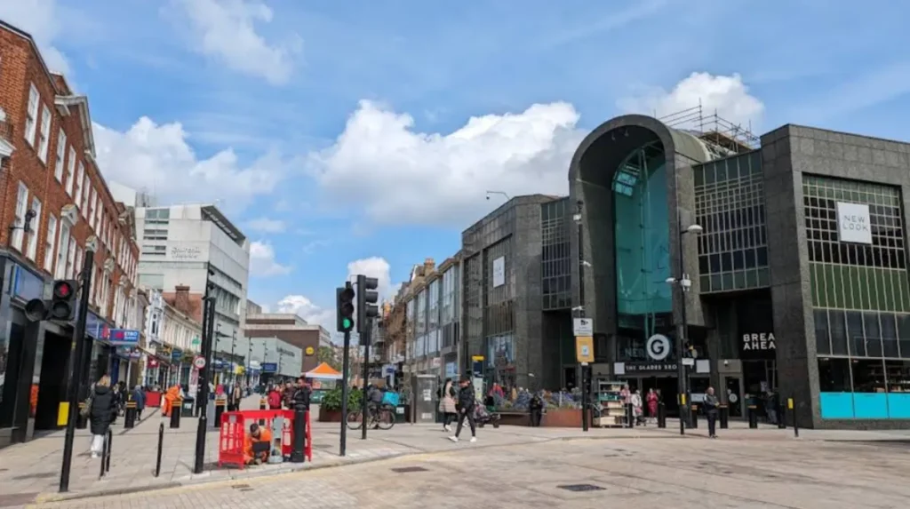 What is the Historical Significance of Bromley for Heritage Tourism?