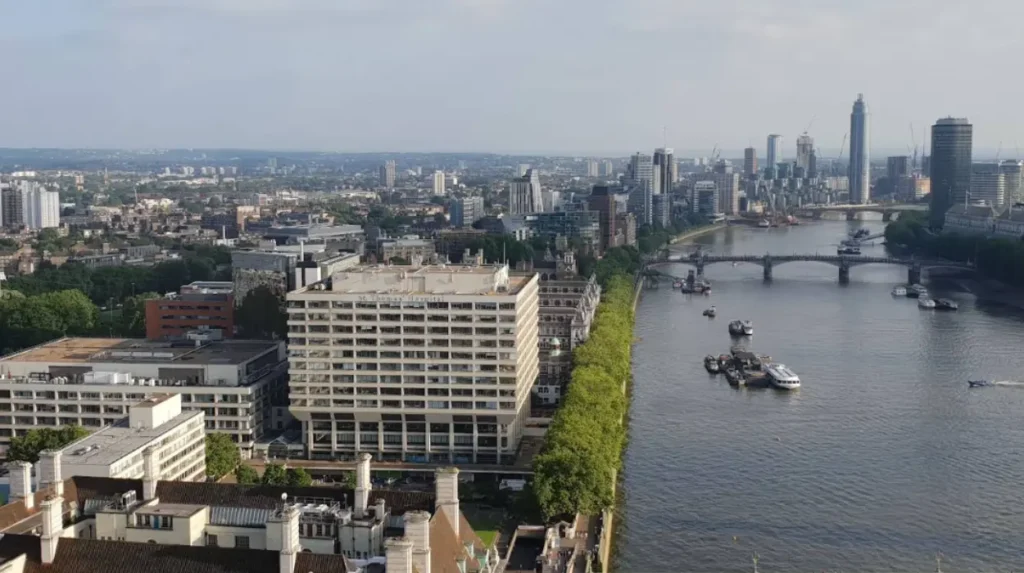 How Does Lambeth's History Shape Its Modern Cultural Identity?