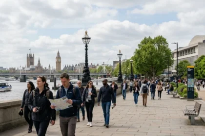 How Walkable Is Lambeth? Best Walking Routes for Visitors
