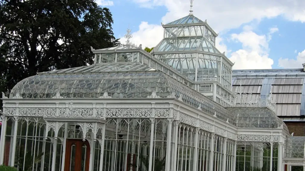 How do Lewisham’s cultural attractions define the borough’s identity?