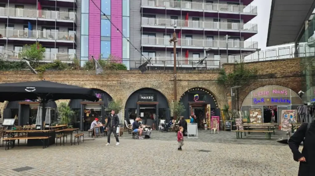 What are the best local markets to visit in Lewisham?