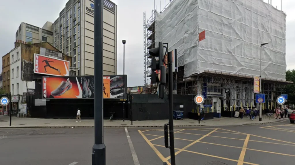 What is the best way to plan a one-day itinerary in Lambeth?