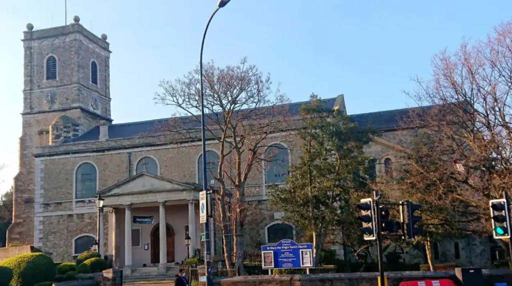 What practical information do visitors need for historic sites in Lewisham?