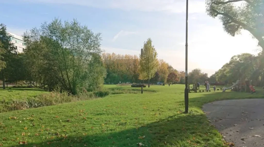 Why are Brockley Market and similar micro-venues romantic for certain couples?