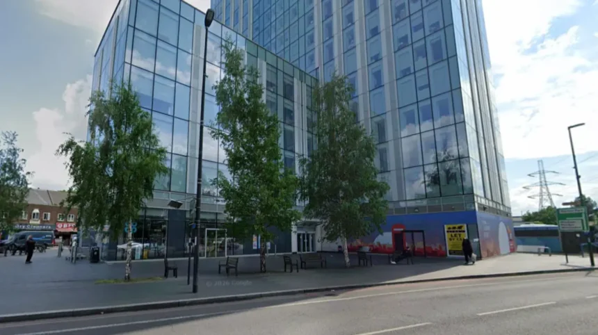 Children Hospitalised as London Tower Block Cuts Air Conditioning, Colliers Wood 2026