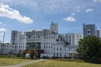 Families Seek Review Over Suspended Doctor Care at South London Hospital 2026