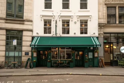 Lord Raglan Pub Could Become 16-Room Aparthotel Woolwich 2026