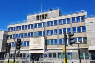 Man Dies in Met Police Custody in Croydon 2026
