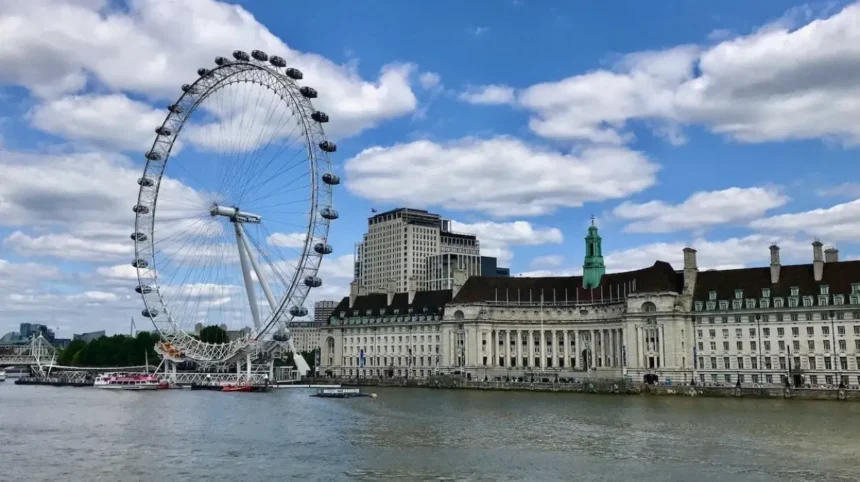 Best Thames Riverside Sights in Lambeth, London