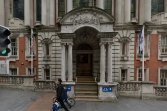 Greenwich Council Pays £1,000 Over Trapped Car Driveway Dispute, South London 2026