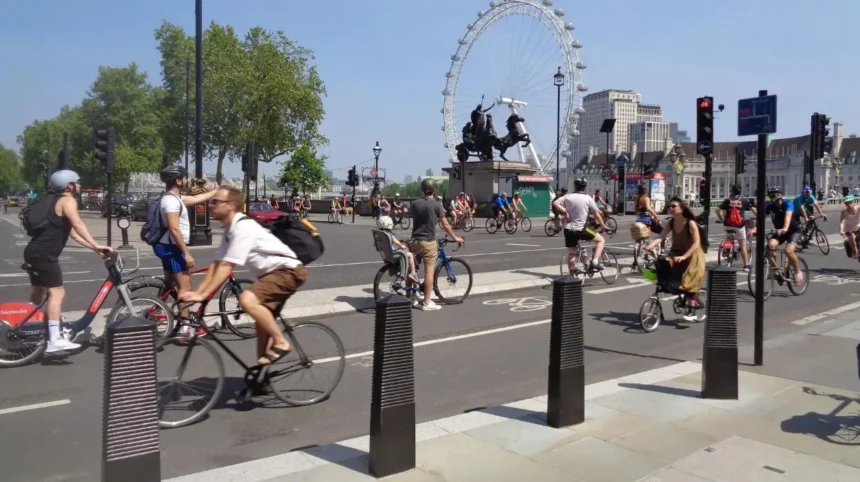 Lambeth Cycling Routes Where Visitors Can Cycle