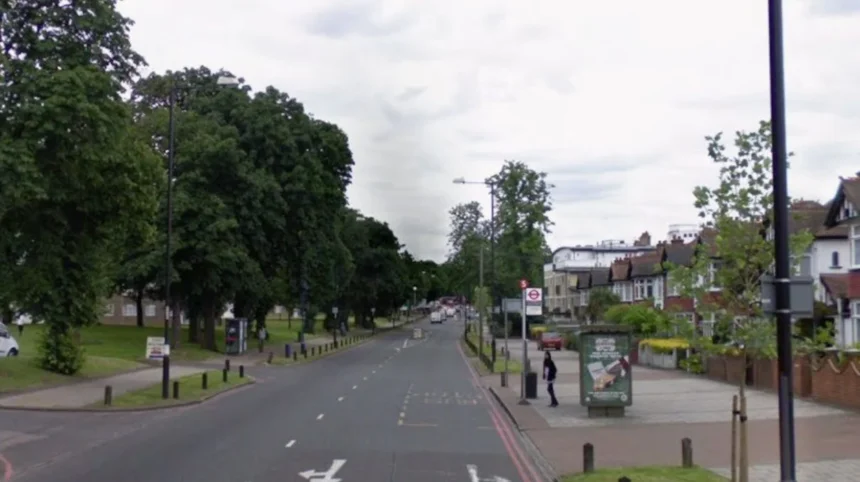 Lambeth Murder Probe: Man Dies on Poynders Road, Lambeth 2026