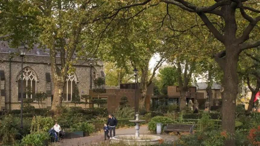 Where to Take a Break During Lambeth Sightseeing