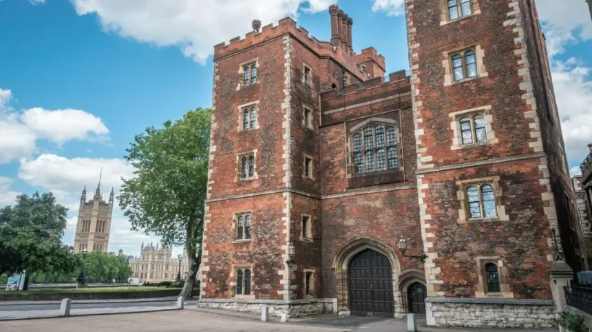 Best Leisure Experiences Near Lambeth Palace in London