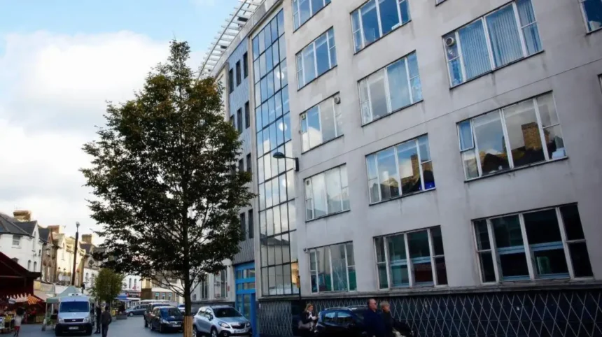 Goldsmiths Scraps Plans for Catford Town Hall Campus (Catford) 2026