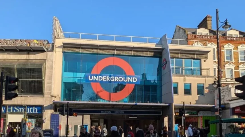 Man Arrested After Stabbing at Tube Station in South London 2026