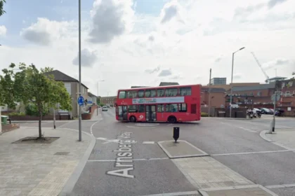 Police Cordon Off Bexleyheath Bus Stand After Crash Bexleyheath 2026