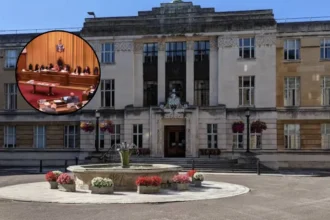 Wandsworth Council Delays Hammersmith Bridge Committee Decision Wandsworth 2026